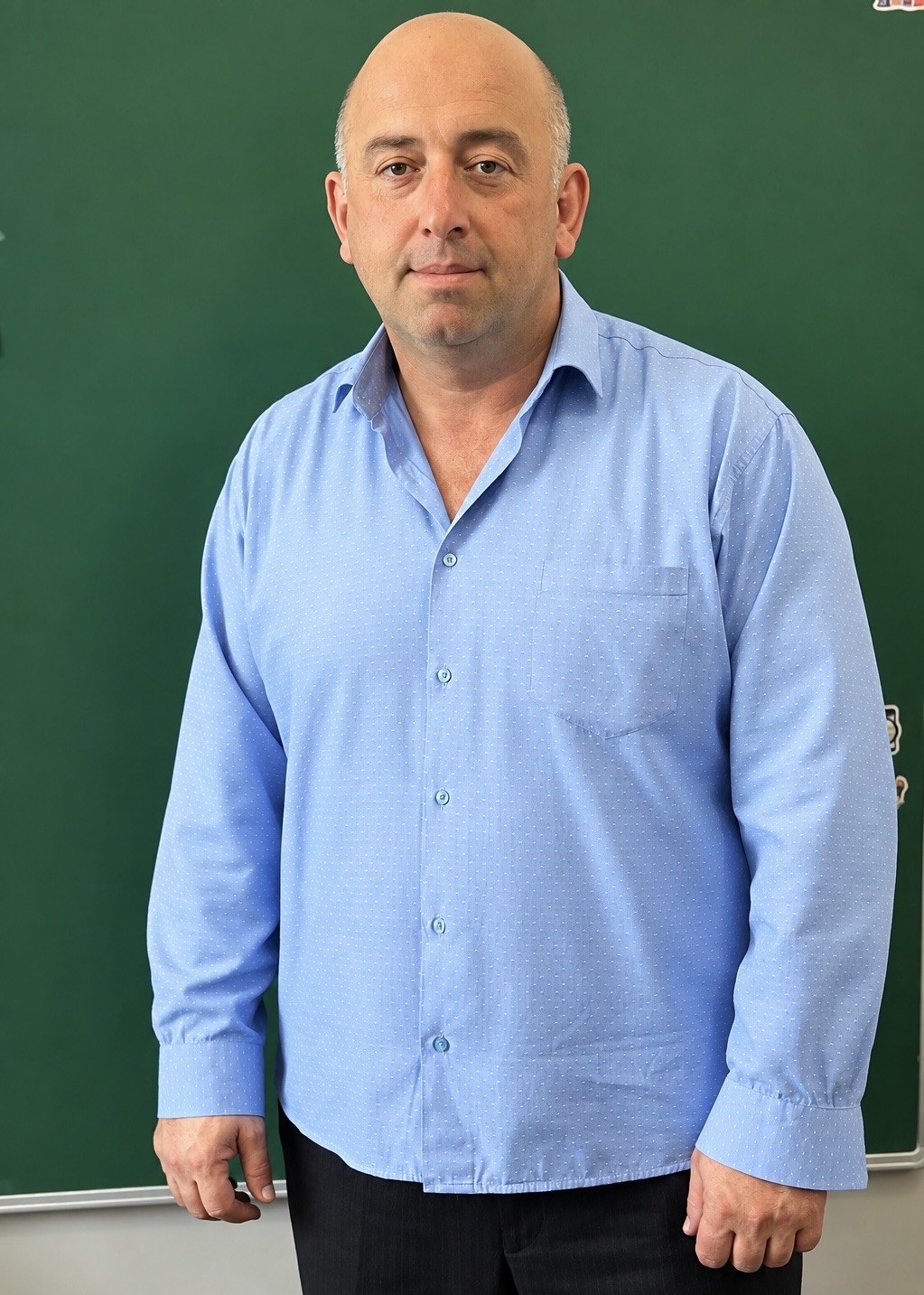 ზაური თებიძე